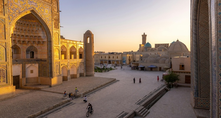 UZBEKISTAN CLASSICO